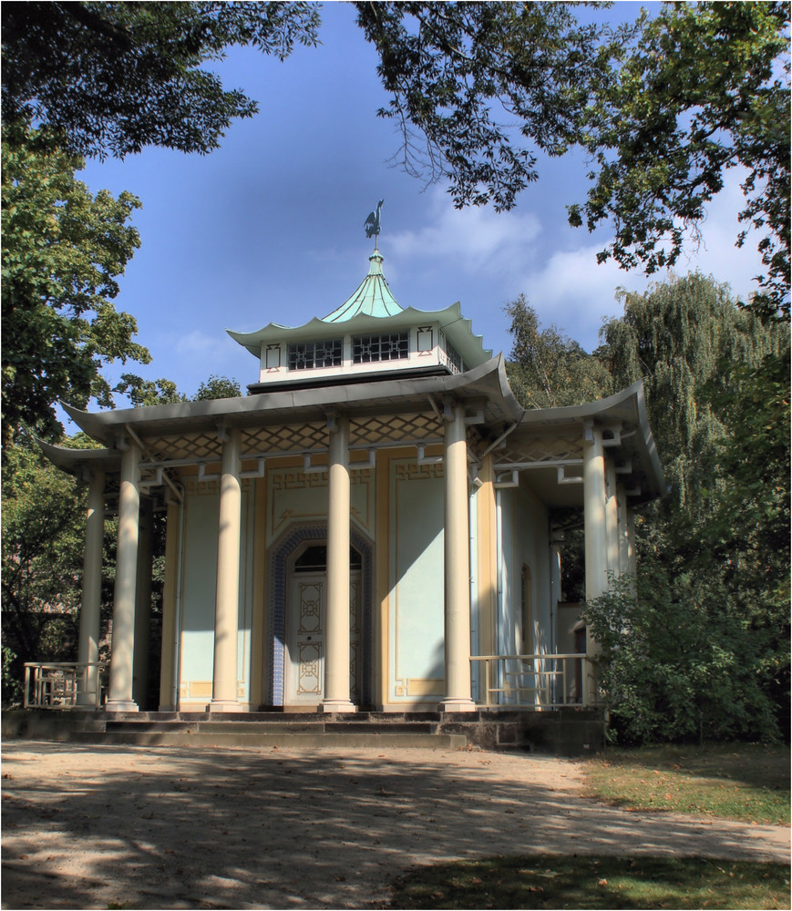 Schloss Pillnitz --------- Chinesischer Pavillon--------HDR