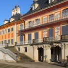 Schloß Pillnitz fast aus dem Wasser der Elbe...