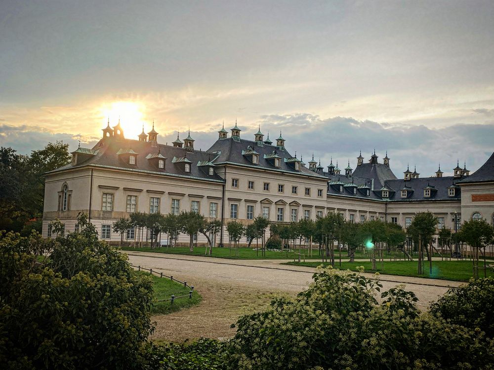 Schloss Pillnitz im Sonnenuntergang