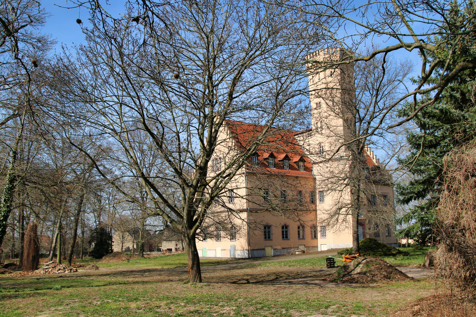  Schloss Pomßen