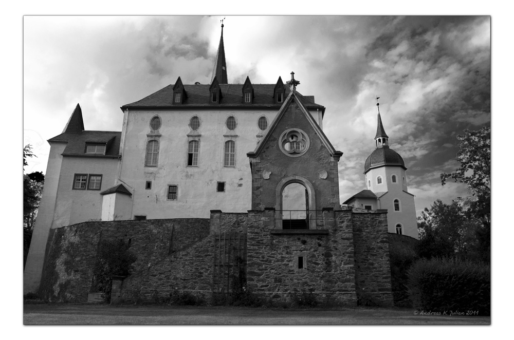 Schloss Purschenstein s/w