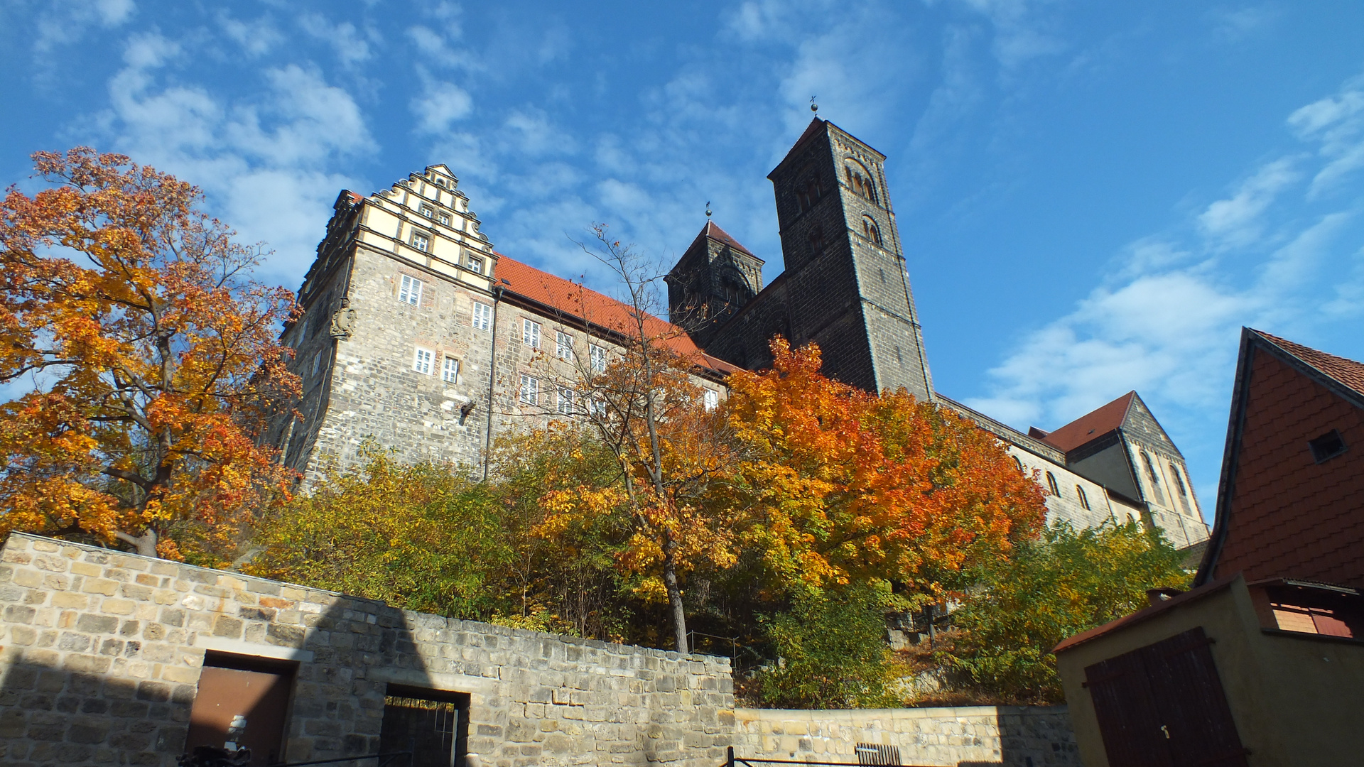 Schloss Quedlinburg im Herbst