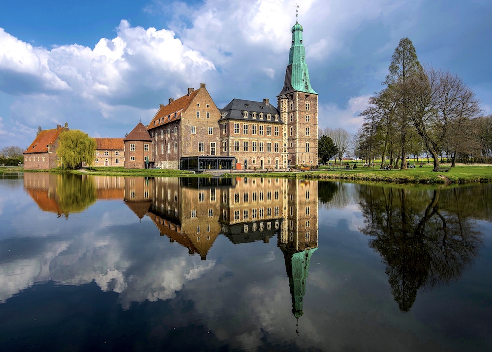 Schloss Raesfeld am Nachmittag 