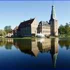 Schloss Raesfeld im Spiegel des Sees