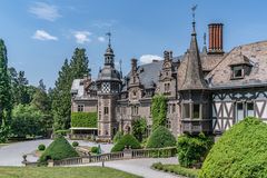 Schloss Rauischolzhausen in Hessen III