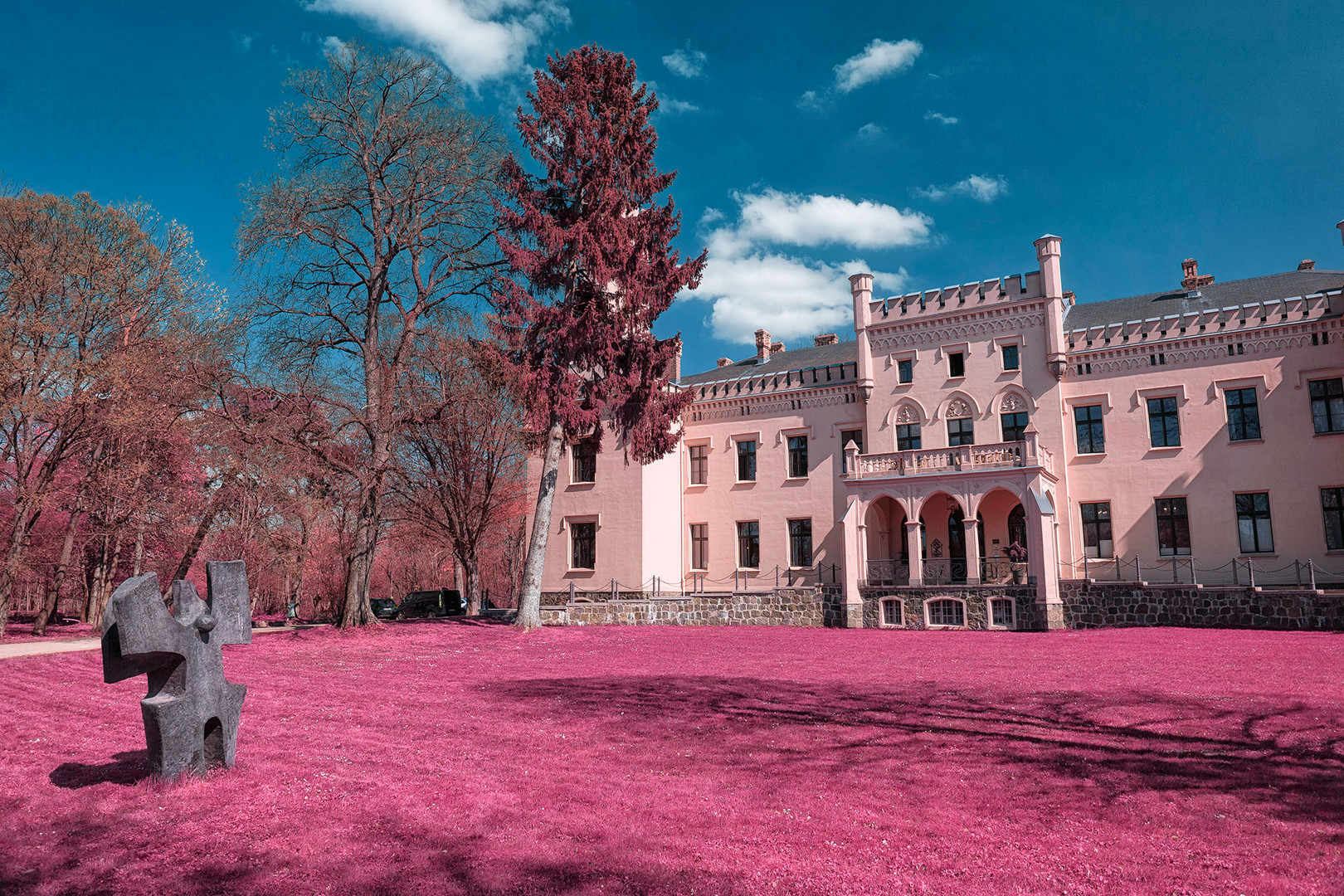 Schloss Reichenow in Infrarotlook