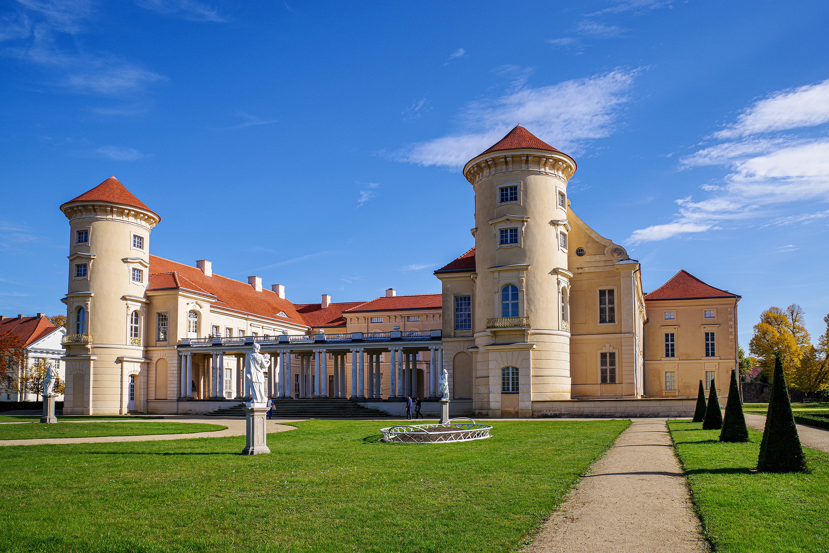 schloss-rheinsberg-foto-bild-schloss-architektur-motive-bilder