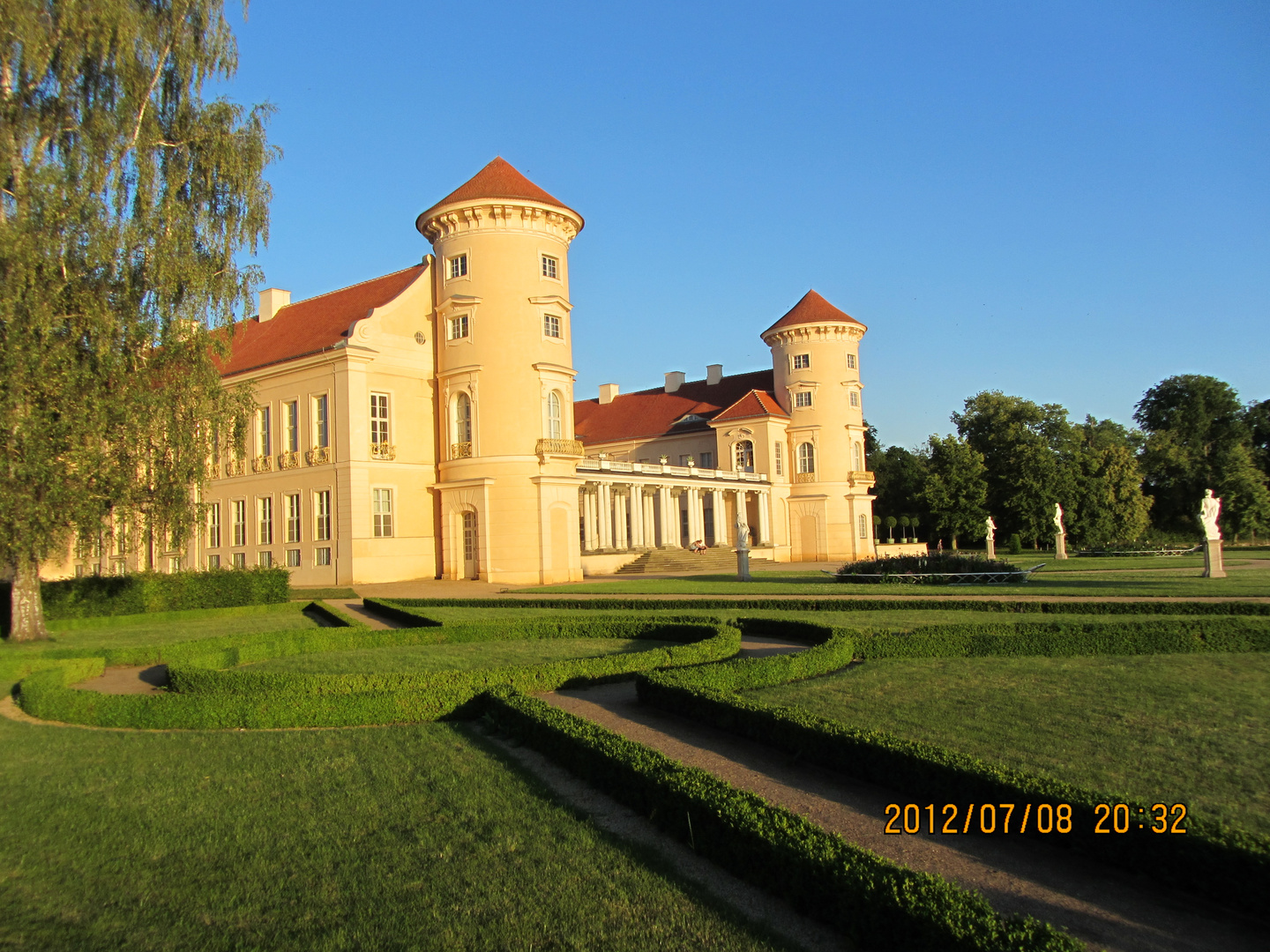 Schloss Rheinsberg auch im Sinne von Tucholsky und Fontane!