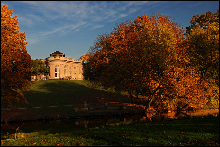 Schloss Richmond im Herbst II