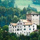 Schloss Rietberg im Domleschg in Leuchtkreide