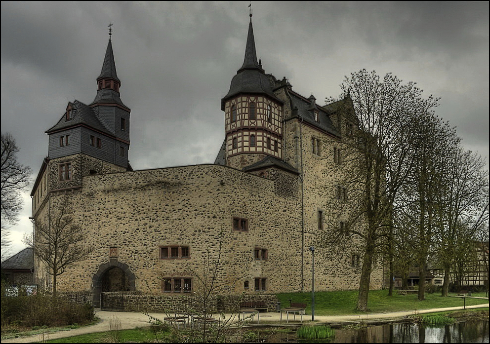 ~~Schloss Romrod~~