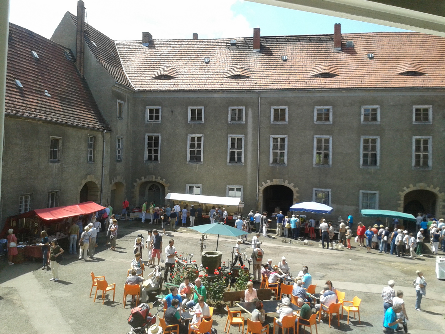 Schloss Rothschönberg am 26.6.16, Schlössertour der Sächsischen Zeitung, Antik und Trödelmarkt