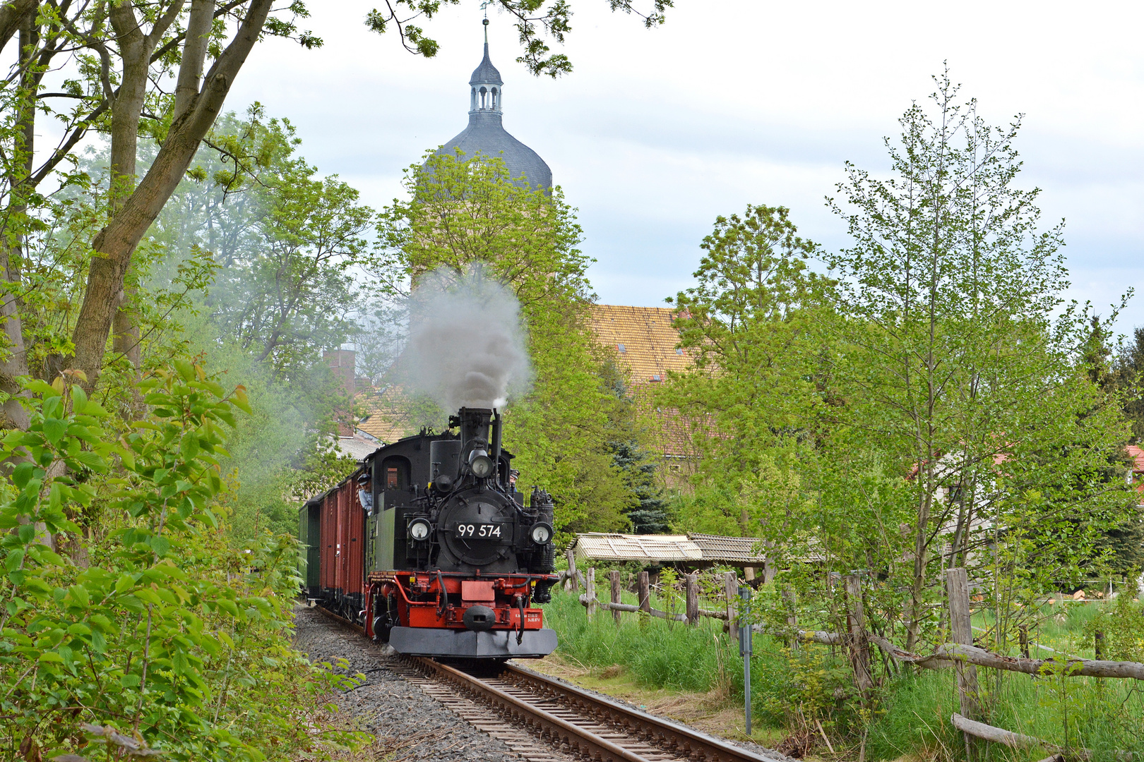 Schloss Ruhethal im Mai 2015