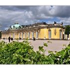 Schloss Sanssouci (französisch sans souci ‚ohne Sorge‘).........