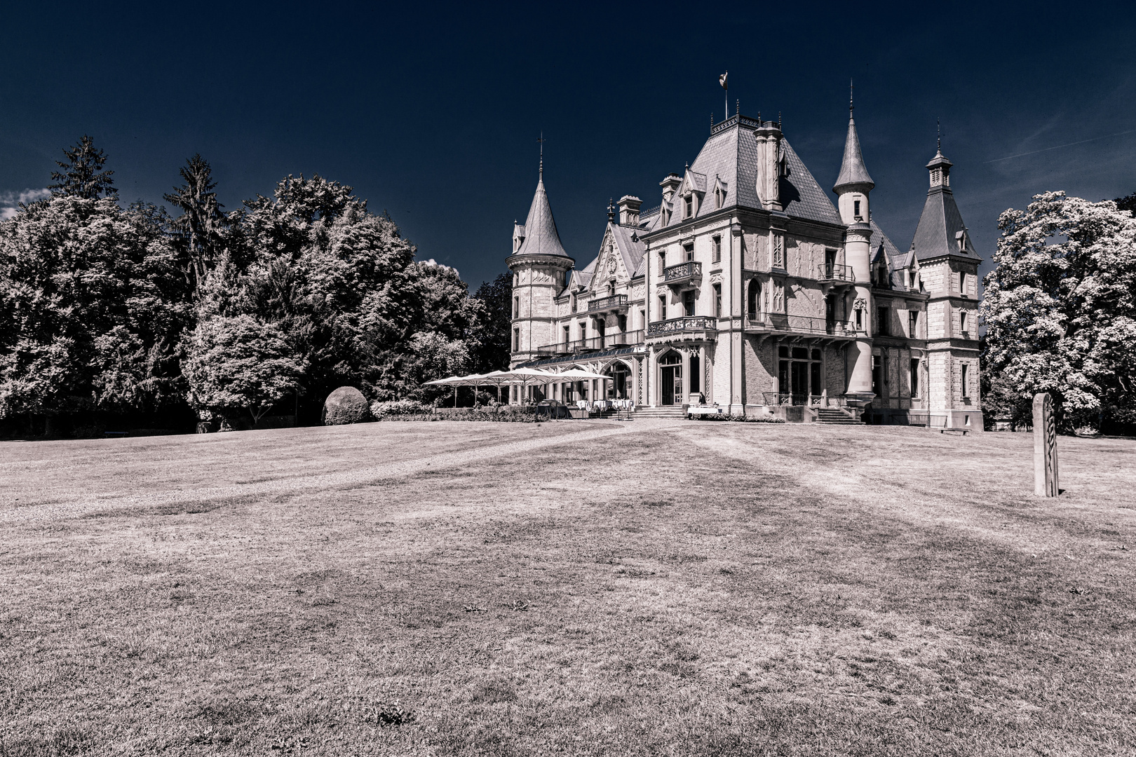 Schloss Schadau, Thuner See.