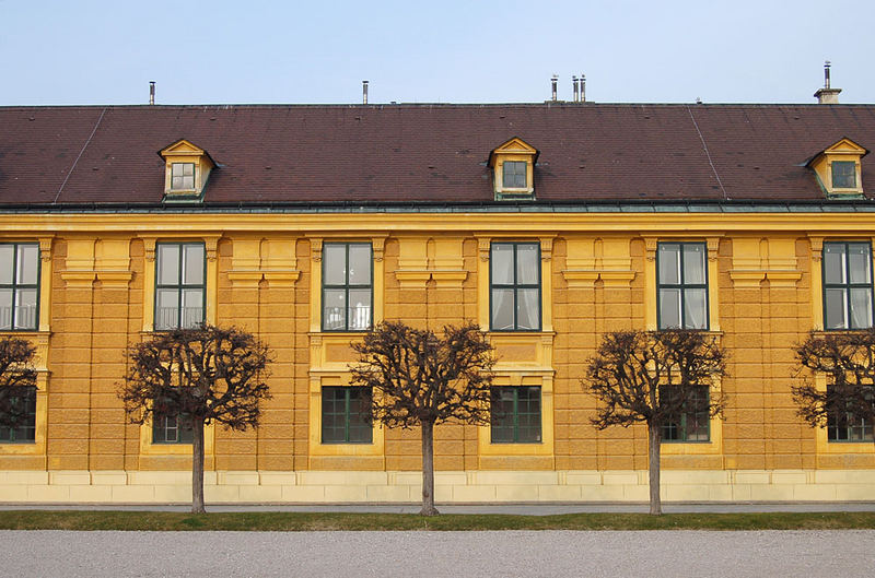 Schloss Schönbrunn – Seitengebäude