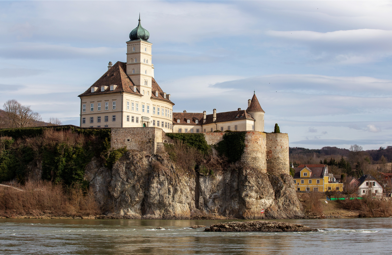 Schloss Schönbühel