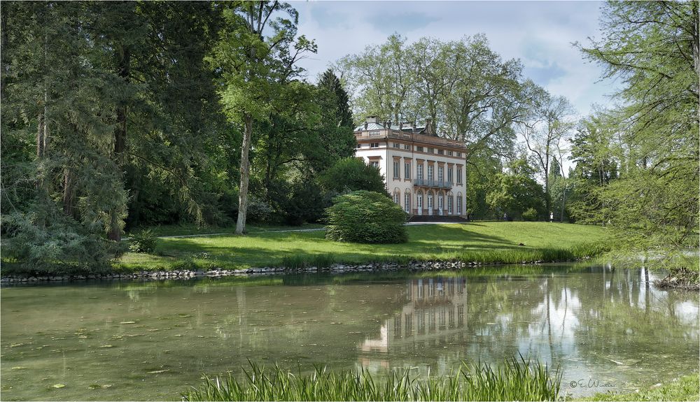 SCHLOSS SCHÖNBUSCH