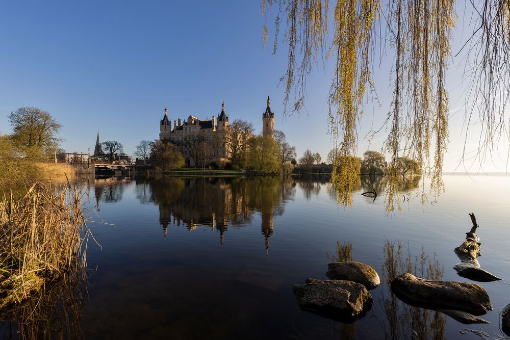 Schloss Schwerin im Morgenlicht