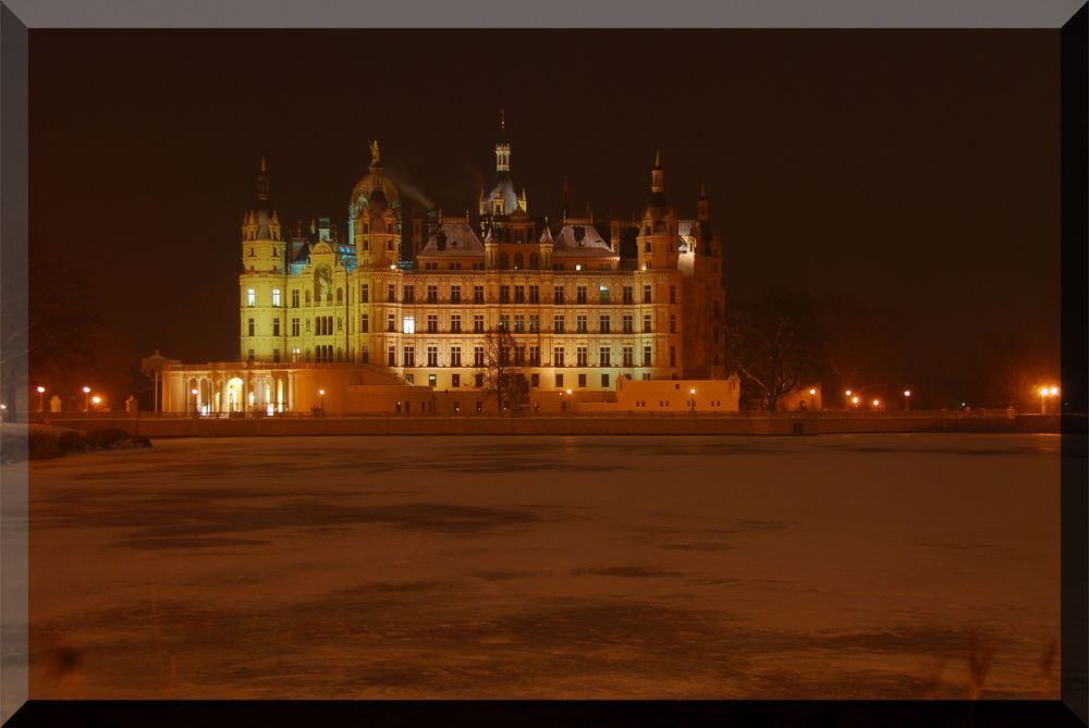 Schloss Schwerin im Wintertraum