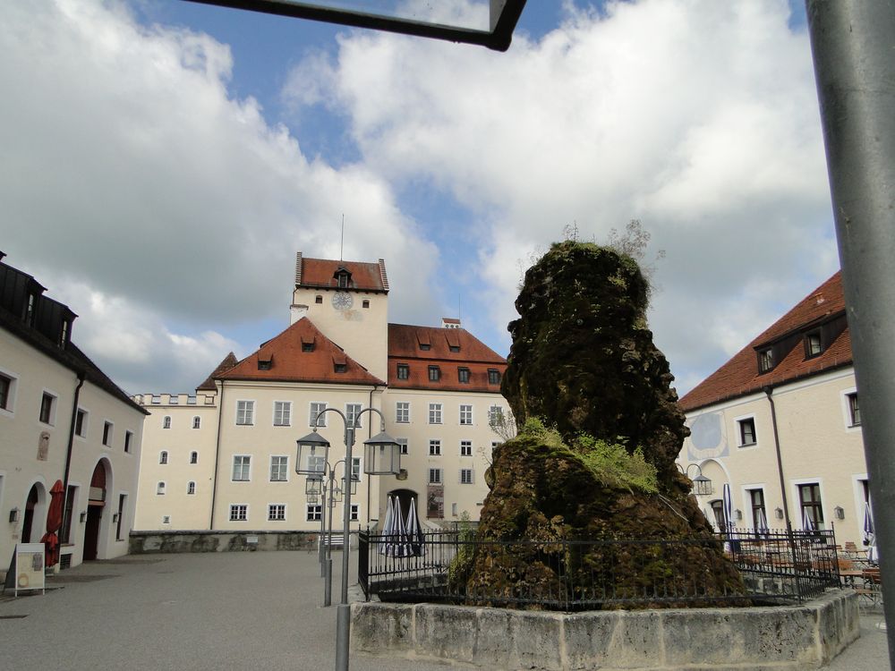 Schloss Seefeld ( A )