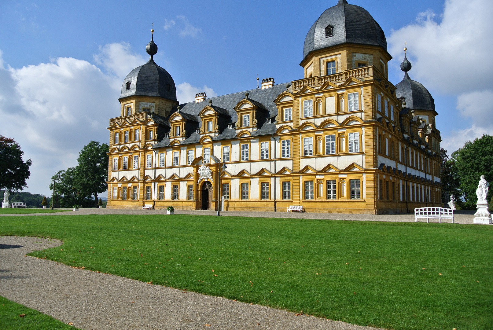 Schloss Seehof