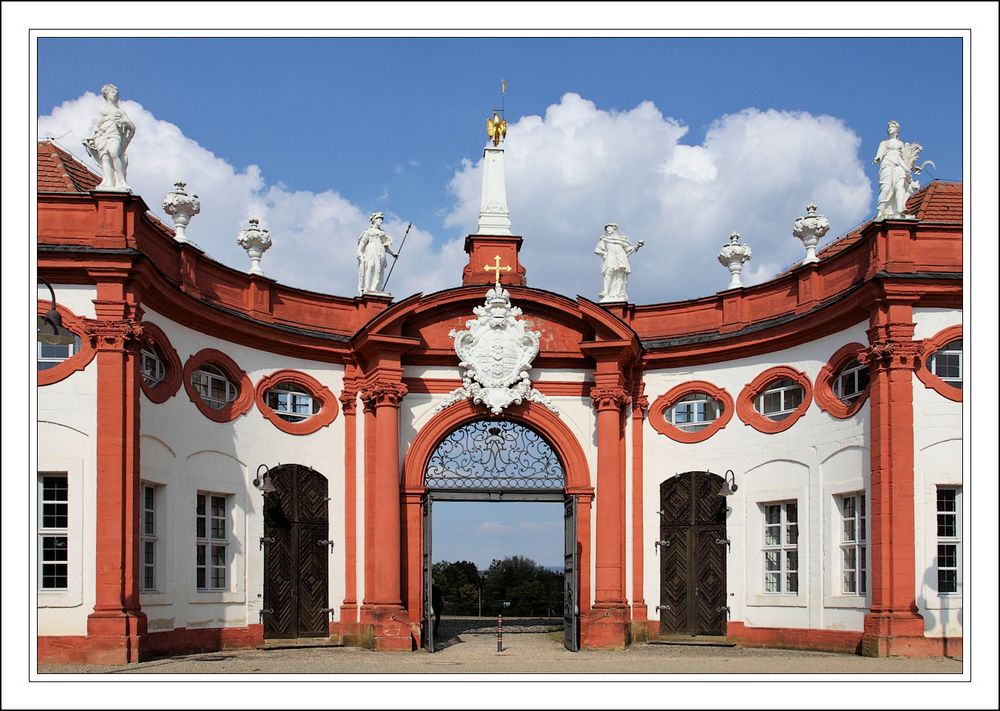 Schloss Seehof Eingangsbereich (von innen)