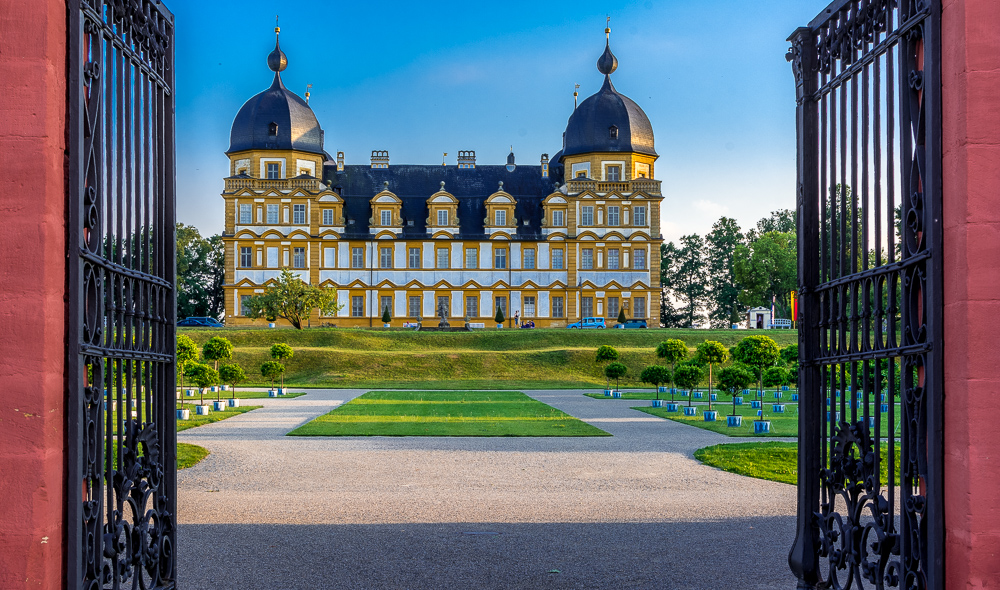 Schloss Seehof II