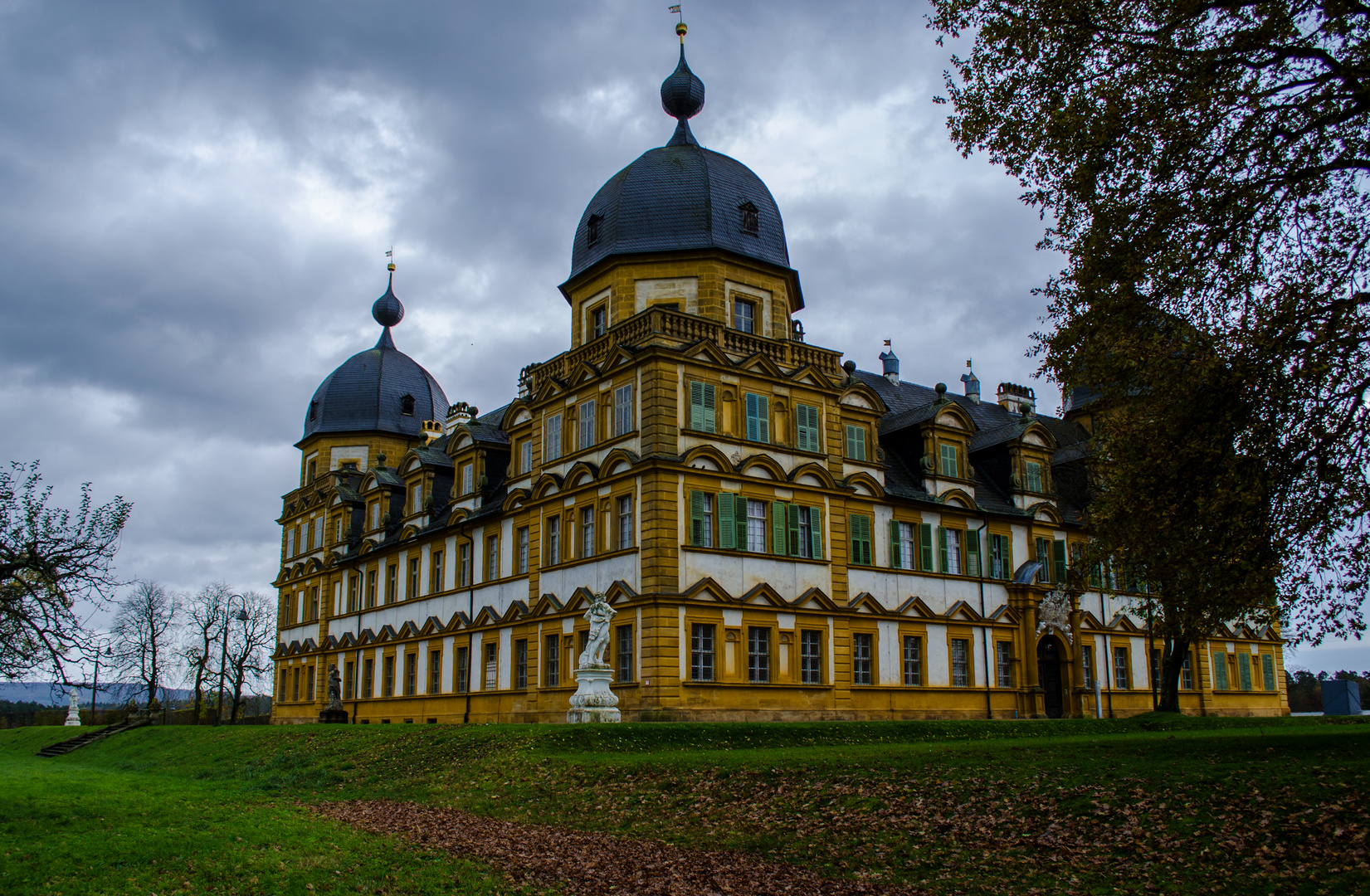 Schloss Seehof III