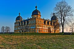 Schloss Seehof in der Abendstimmung