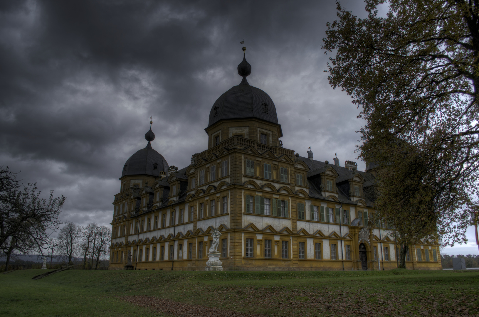 Schloss Seehof IV