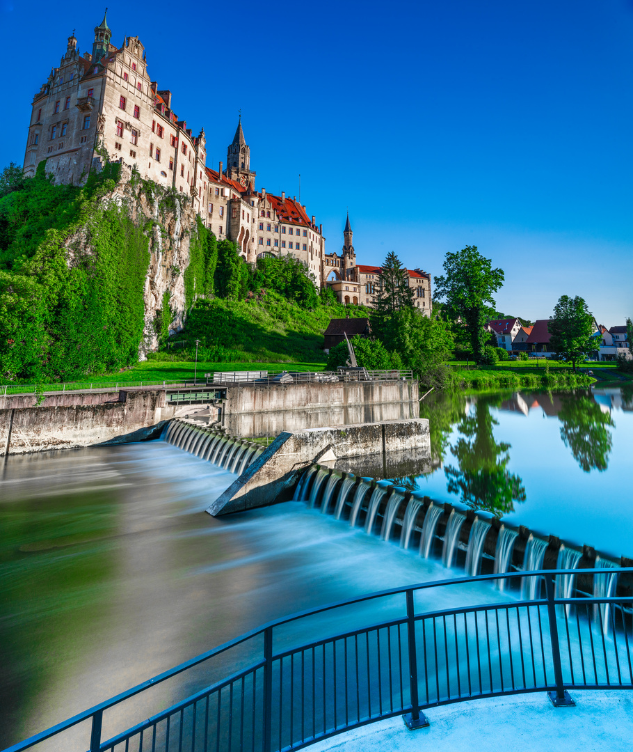 Schloss Sigmaringen mit Wehr Tag Sommer