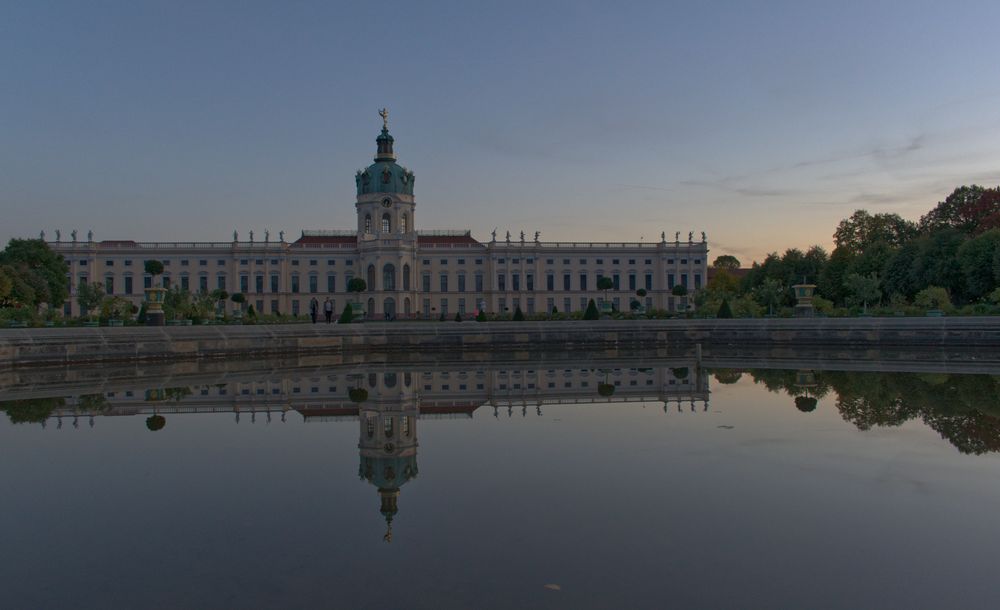 Schloss-Spiegelei in Pastell