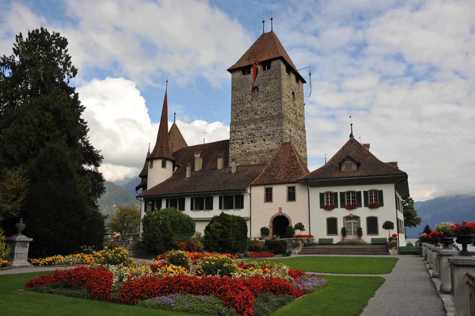 Schloss Spiez am Thunersee - Castle Spiez at Lake Thun