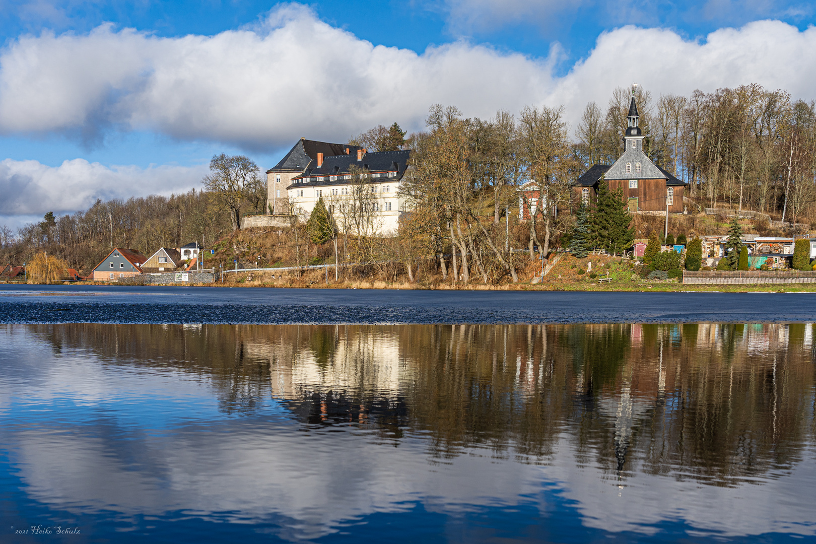 Schloss Stiege und Kirche "Zur Hilfe Gottes"