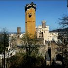 Schloss Stolzenfels über dem Stadtteil Kapellen von Koblenz