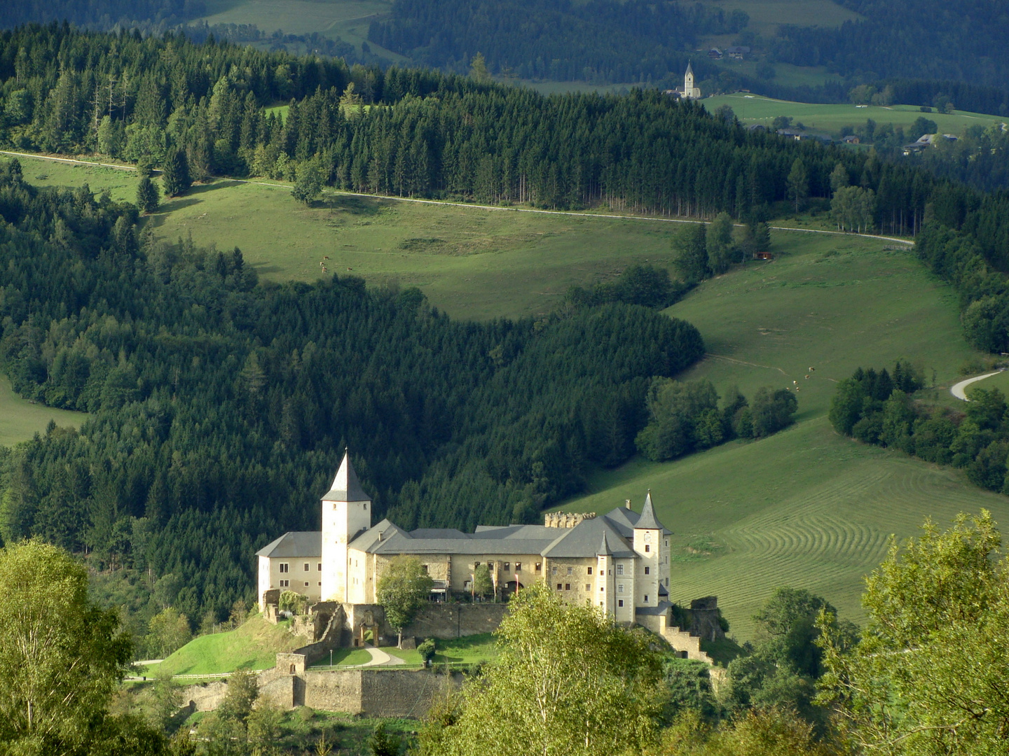 Schloß Straßburg von oben