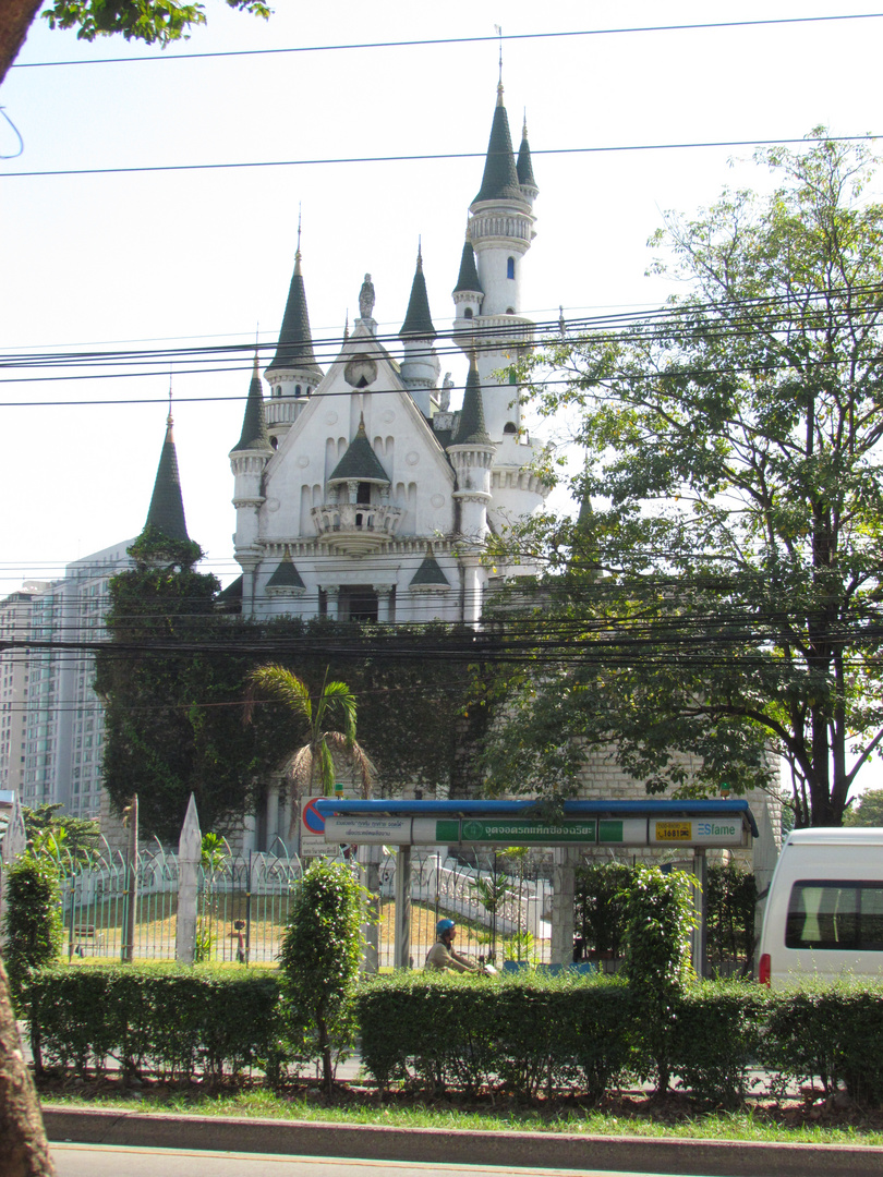 Schloß-Stromleitung-Bangkok