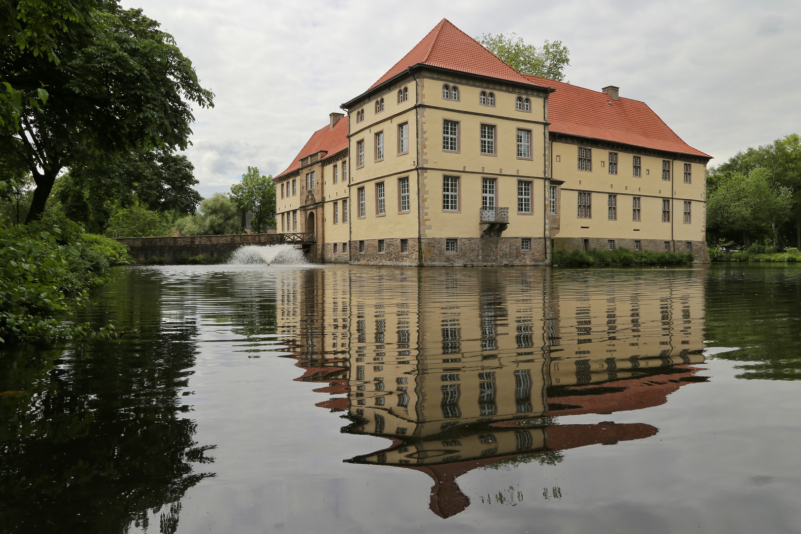 Schloss Strünkede (2016_05_31_EOS 6D_5939_ji)