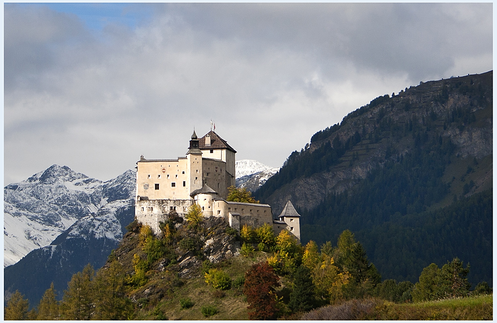 Schloss Tarasp