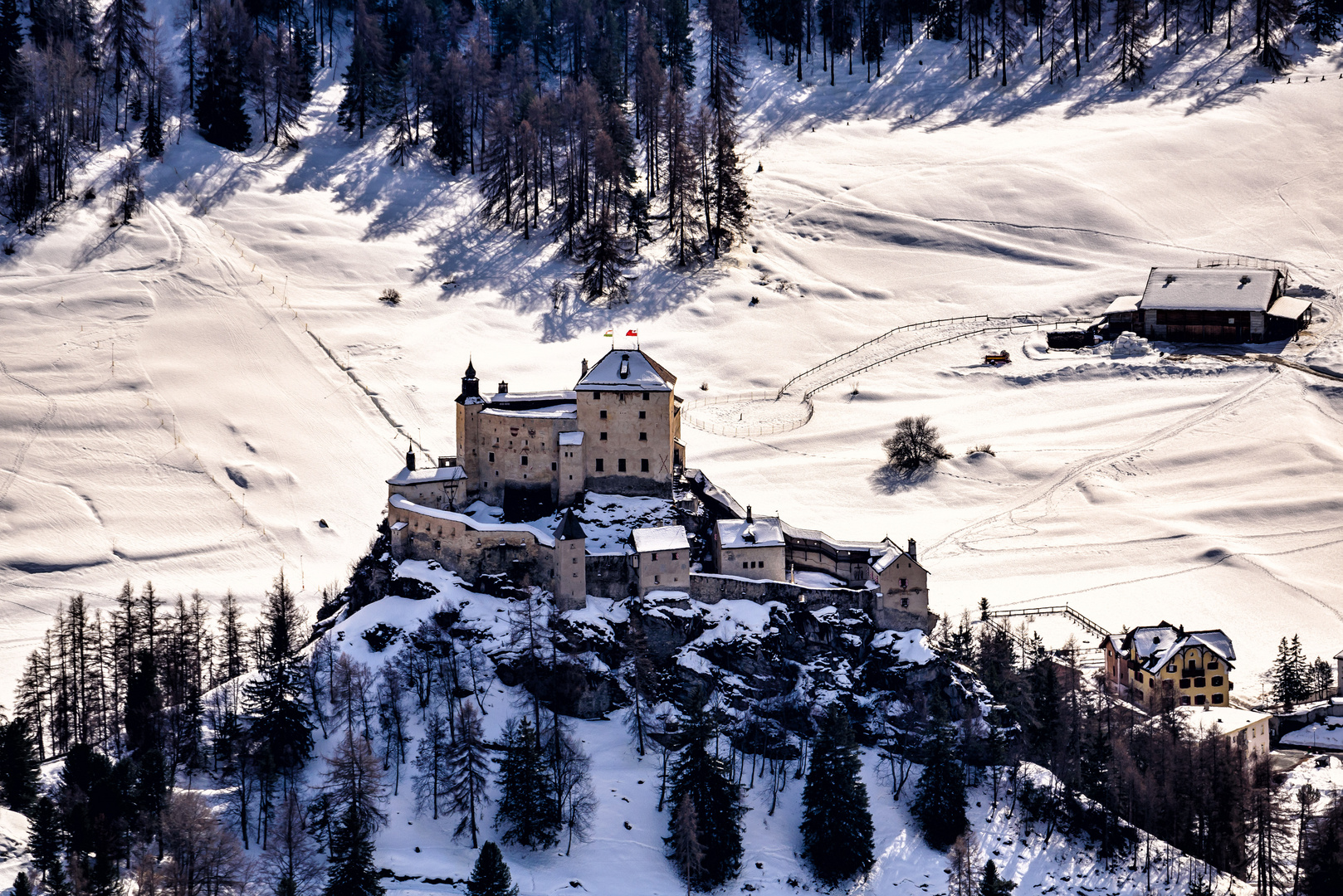 Schloss Tarasp - Unterengadin - Schweiz