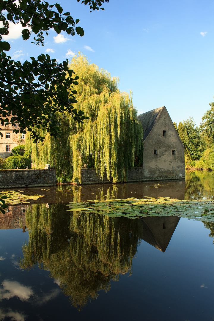 schloss-tatenhausen-im-august