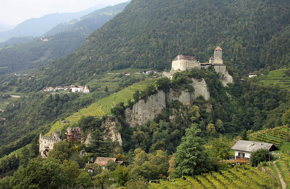 Schloss Tirol