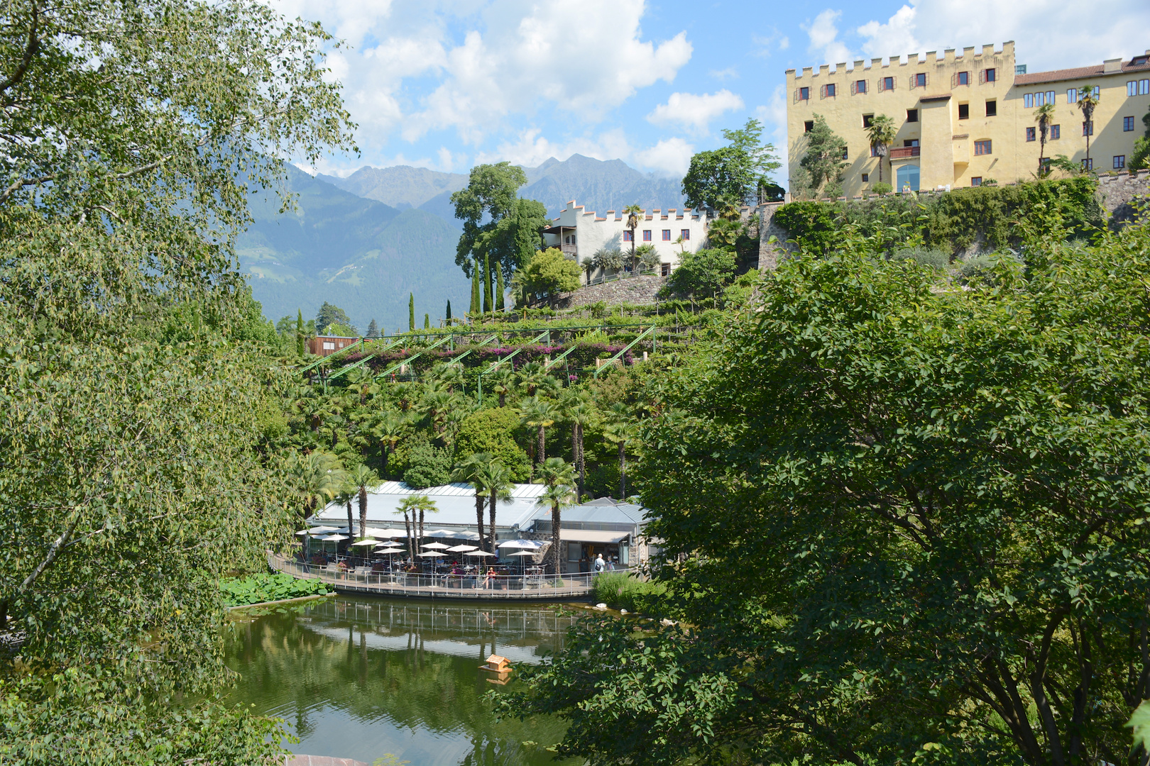 Schloss Trautmannsdorff mit Café