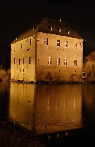 Schloss Trips bei Nacht