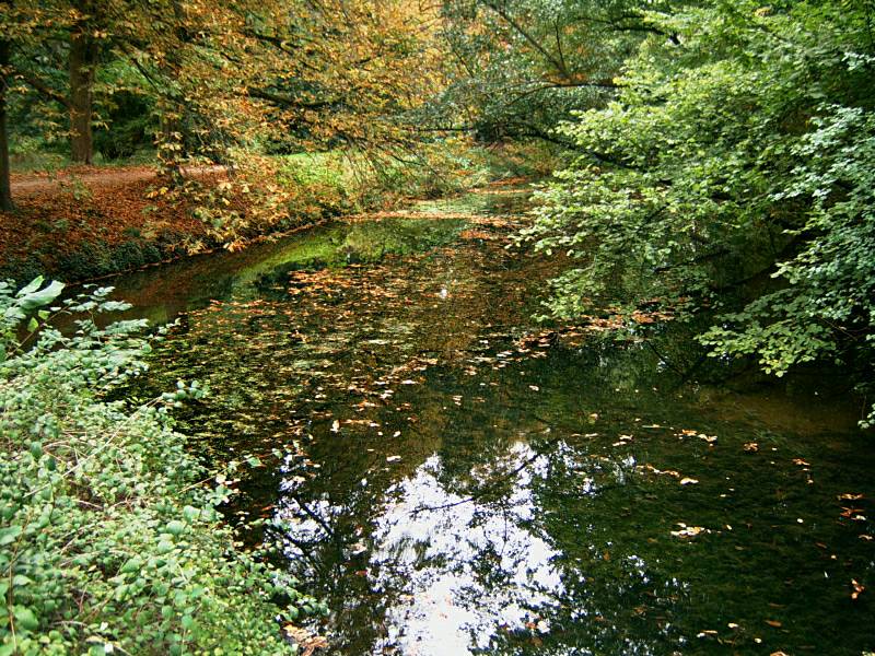 Schloss Türnich und seine Wassergräben.