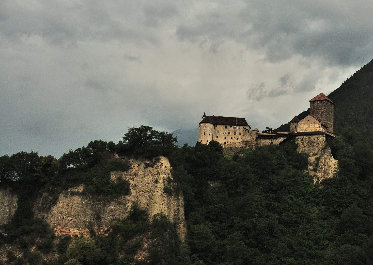 Schloss Tyrol