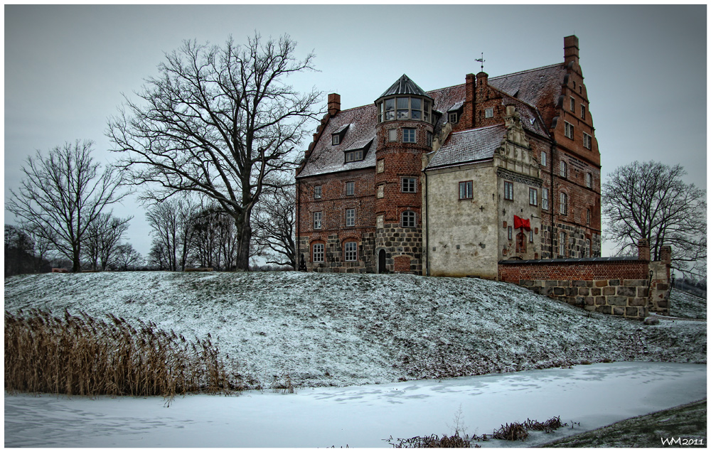 - Schloss Ulrichshusen -
