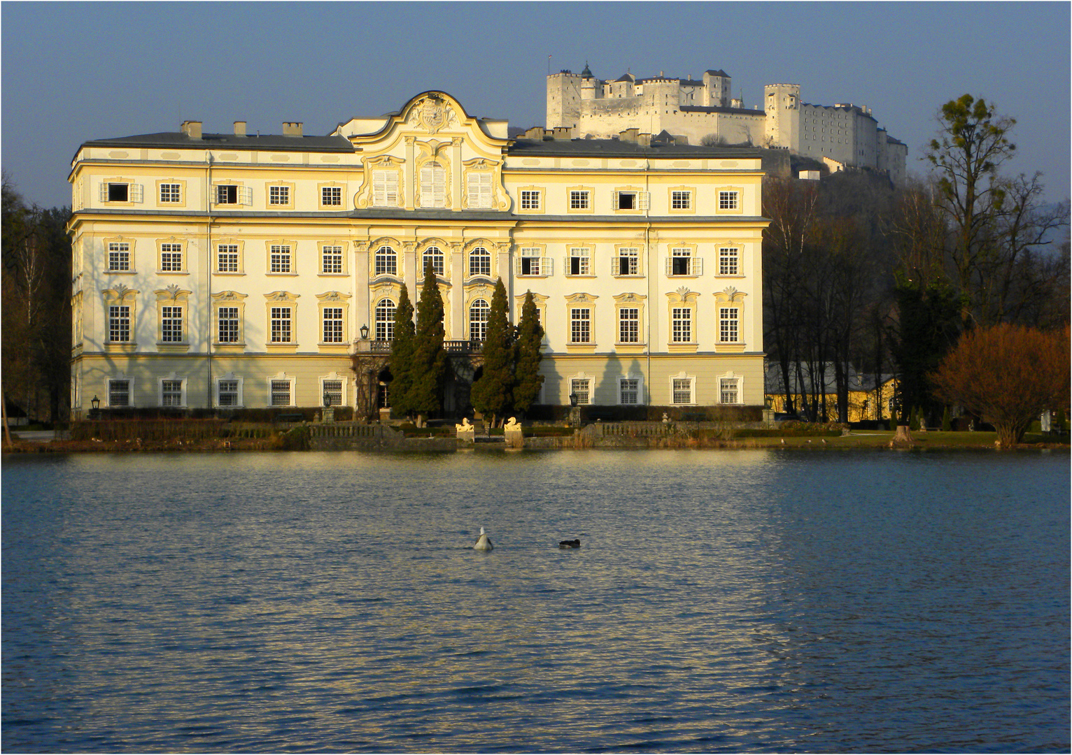 Schloss und Festung...