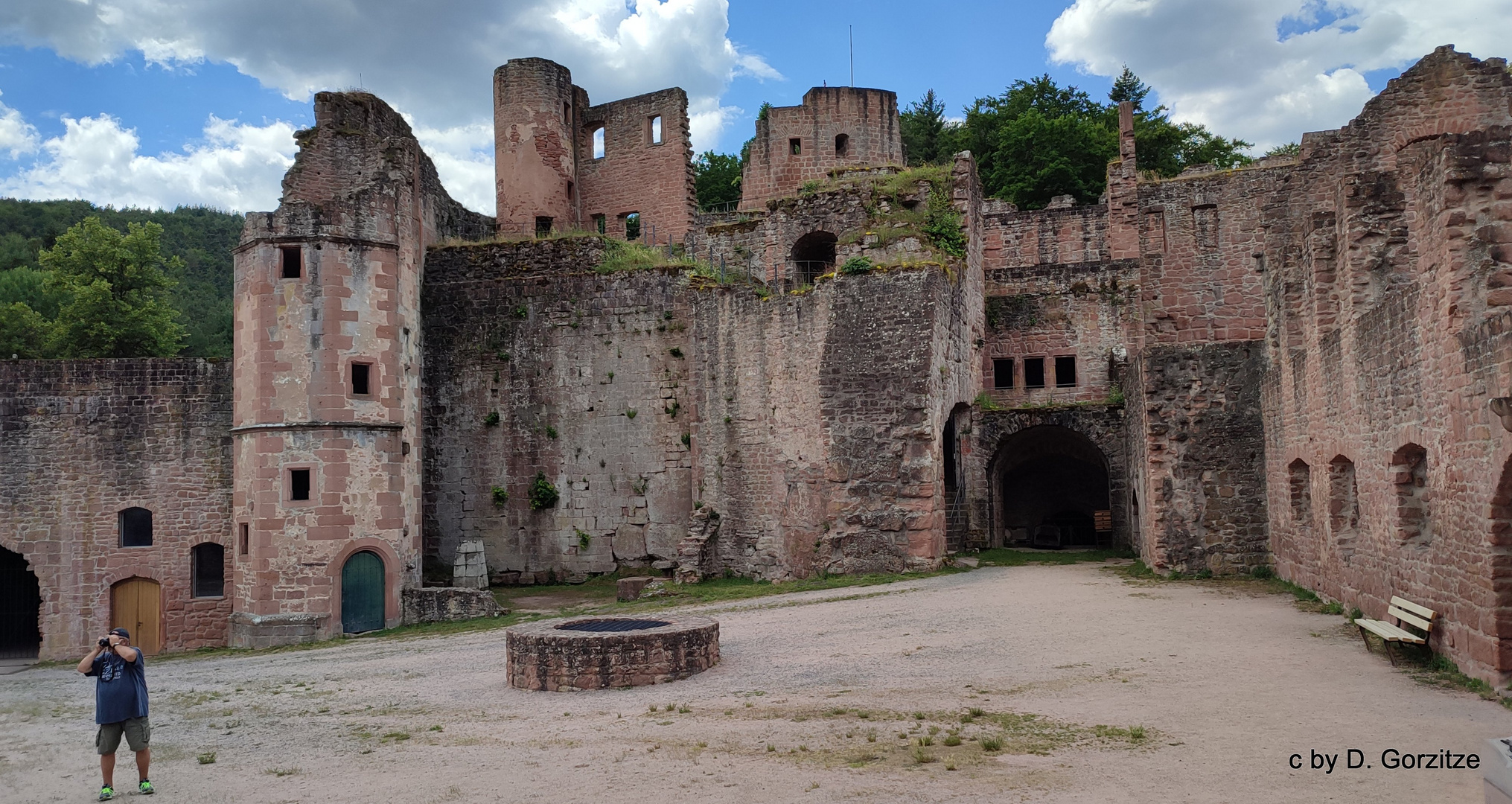 Schloss- und Festungsruine Hardenburg !